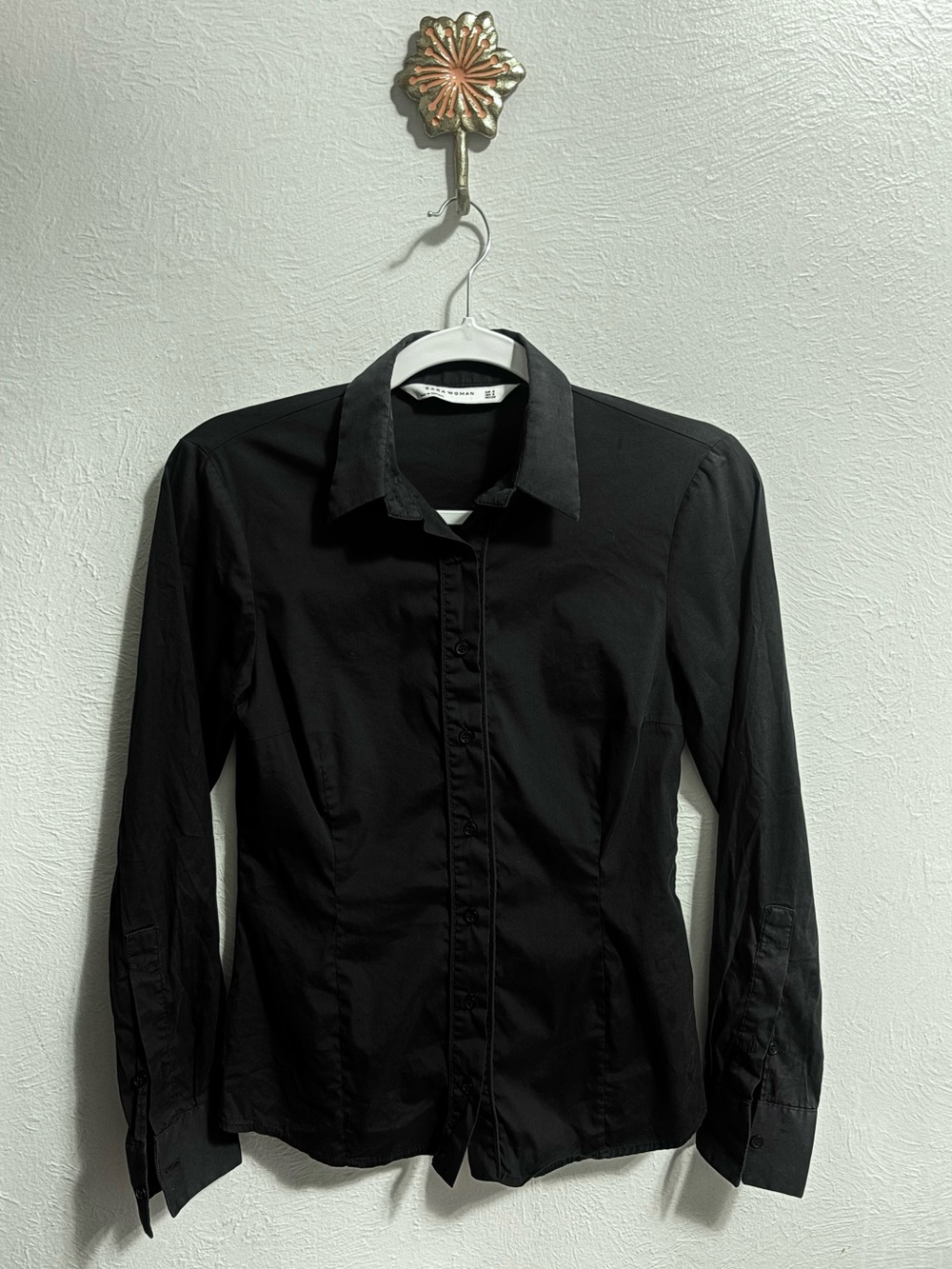 Zara Black Fitted Button-Up Shirt